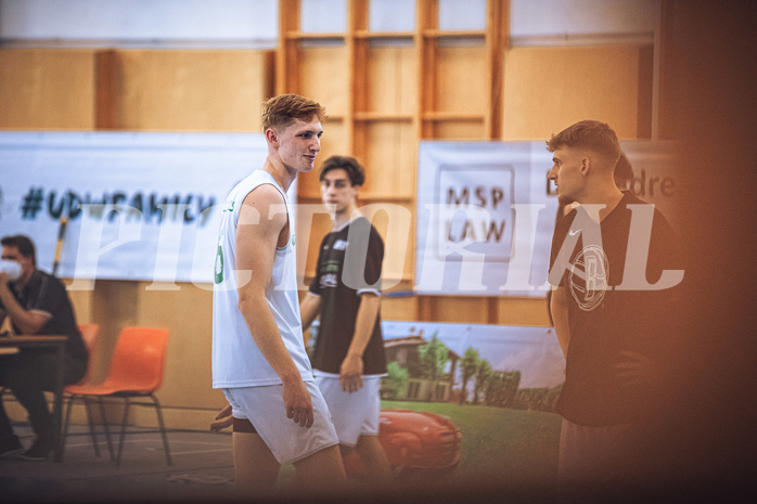 Basketball 2.Bundesliga 2021/22, Grunddurchgang 2.Runde Deutsch Wagram Alligators vs. Raiders Tirol
