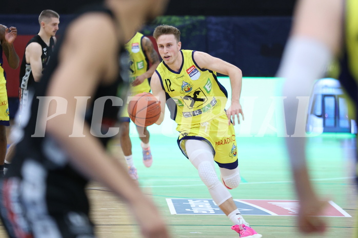 01.11.2022, Graz, Raiffeisen Sportpark Graz, Basketball Austria Cup 2022/23, UBSC Raiffeisen Graz vs. Flyers Wels