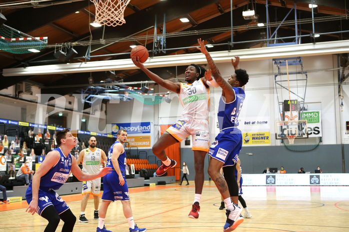 Basketball Superliga 2021/22, 7. Plazierungsrunde Klosterneuburg Dukes vs. Oberwart Gunners


