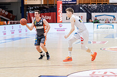 Basketball, Basketball Superliga 2022/23, Viertelfinale Spiel 1, Oberwart Gunners, Klosterneuburg Dukes, Valentin Bauer (14), Florian Koeppel (8)