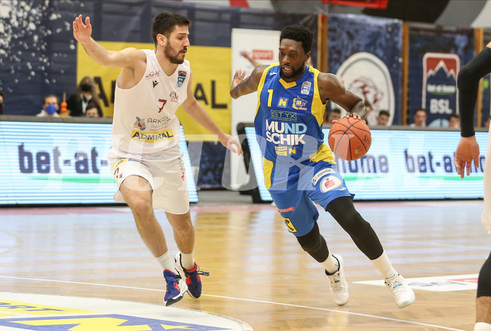 Basketball Superliaga 2021/22, Grunddurchgang 8.Runde Traiskirchen Lions vs. SKN St.Pölten