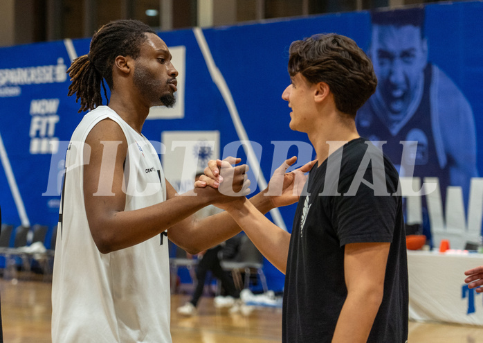 Basketball Zweite Liga 2024/25, Grunddurchgang 9.Runde Kufstein Towers vs. Raiders Tirol


