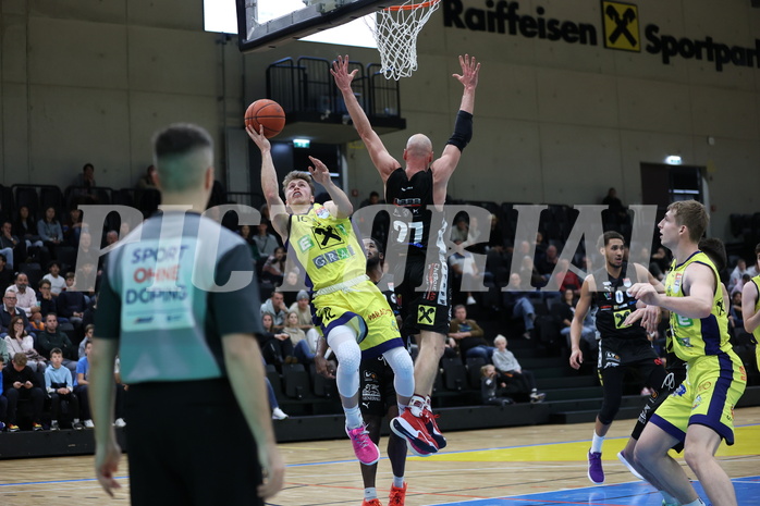 01.11.2022, Graz, Raiffeisen Sportpark Graz, Basketball Austria Cup 2022/23, UBSC Raiffeisen Graz vs. Flyers Wels