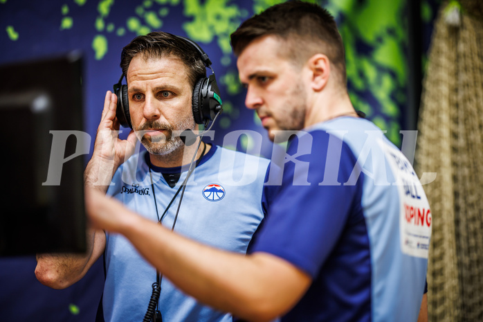 Basketball, Win2Day Basketball Damen Superliga 2023/24, Playoff, Finale Spiel 3, SKN St. Pölten, UBI Graz, SR Milad Katkhodai