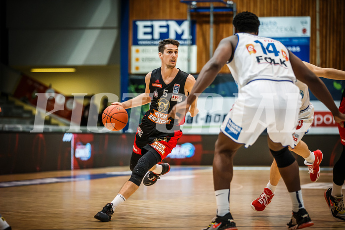 Basketball, bet-at-home Basketball Superliga 2021/22, Platzierungsrunde Spiel 10, Oberwart Gunners, BC GGMT Vienna, Bogic Vujosevic (5)