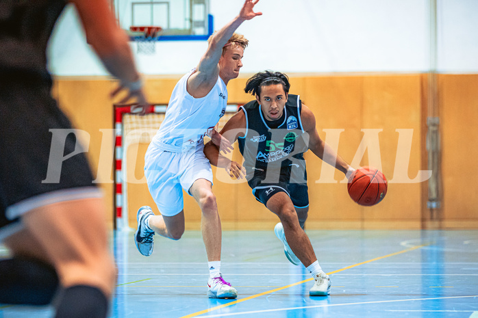 Basketball, Basketball Zweite Liga 2022/23, Grunddurchgang 4.Runde, Union Deutsch Wagram Alligators, Upper Austrian Ballers, Tim Bartl (11), Laurence Sison (55)