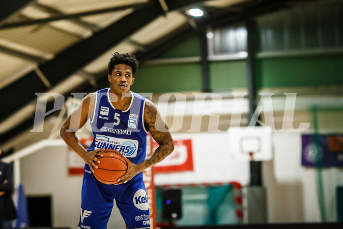 Basketball, Basketball Austria Cup 2021/22, 1/4 Finale, Vienna D.C. Timberwolves, UNGER STEEL Gunners Oberwart, Rob Howard (5)