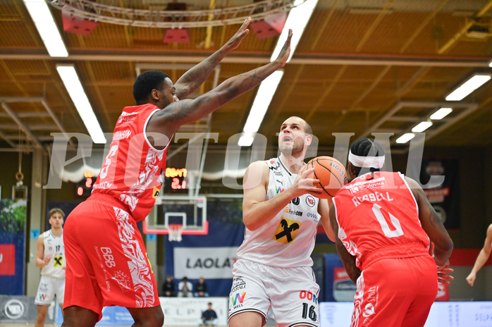 Basketball, Superliga 2024/25, Grunddurchgang 10.Runde, Flyers Wels vs. Traiskirchen Lions,
