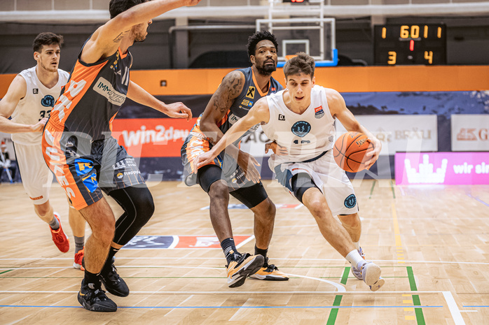 Basketball, Win2Day Superliga 2022/23, Grunddurchgang 13.Runde, Vienna Timberwolves, BK IMMOunited Dukes, Jakob Lohr (12)