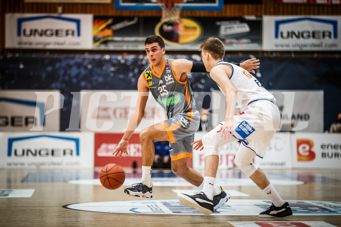 Basketball, bet-at-home Basketball Superliga 2021/22, Grunddurchgang Runde 16, Oberwart Gunners, Klosterneuburg Dukes, Kostas Oikonomopoulos (25)