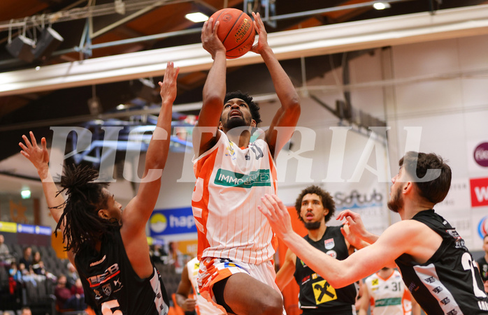 Basketball Superliga 2022/23, 8.Plazierungsrunde Klosterneuburg Dukes vs. Flyers Wels



