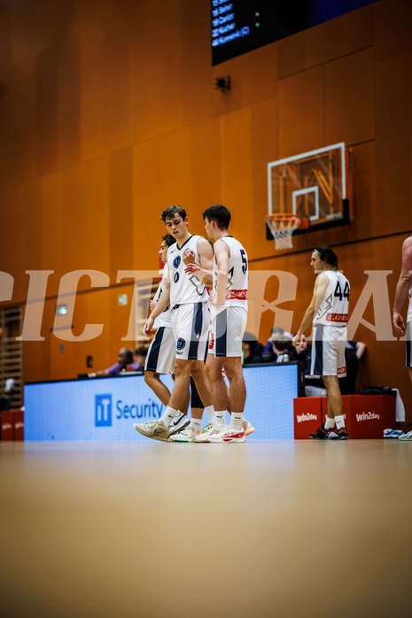 Basketball, Basketball Zweite Liga 2024/25, Grunddurchgang 3.Runde, Vienna Timberwolves, Vienna United, Valentin Siegmund (0), Jakob Konzet (5)