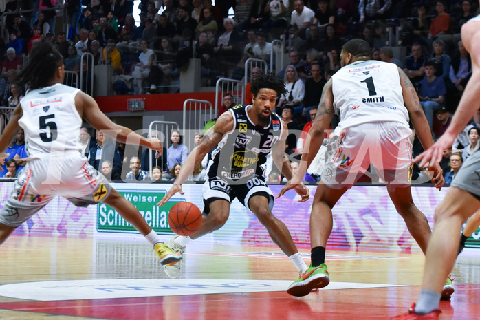 Win2Day Basketball Superliga 2022/23, 7. Plazierungsrunde, Flyers Wels, Swans Gmunden,
