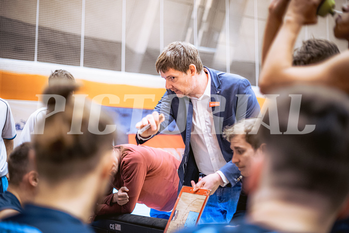 Basketball, Win2Day Superliga 2022/23, Grunddurchgang 6.Runde, Vienna D.C. Timberwolves, BC GGMT Vienna, Hubert Schmidt (Head Coach)