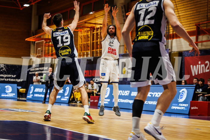 Basketball, win2day Basketball Superliga 2024/25, Grunddurchgang Runde 18, BBC Nord Dragonz, Gmunden Swans, Sead Hadzifejzovic (32)