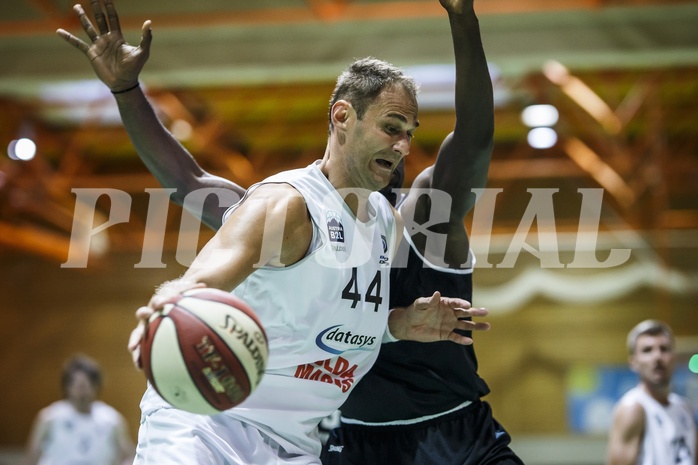 Basketball, Basketball Zweite Liga, Grunddurchgang 1.Runde, COLDA MARIS BBC Nord Dragonz, Swarco Raiders Tirol, Fuad Memcic (44)