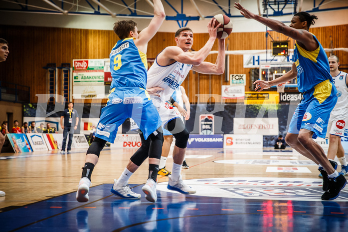 Basketball, bet-at-home Basketball Superliga 2020/21, Viertelfinale Spiel 3, Oberwart Gunners, SKN St. Pölten, Edi Patekar (9)