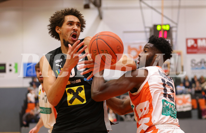 Basketball Superliga 2022/23, 8.Plazierungsrunde Klosterneuburg Dukes vs. Flyers Wels


