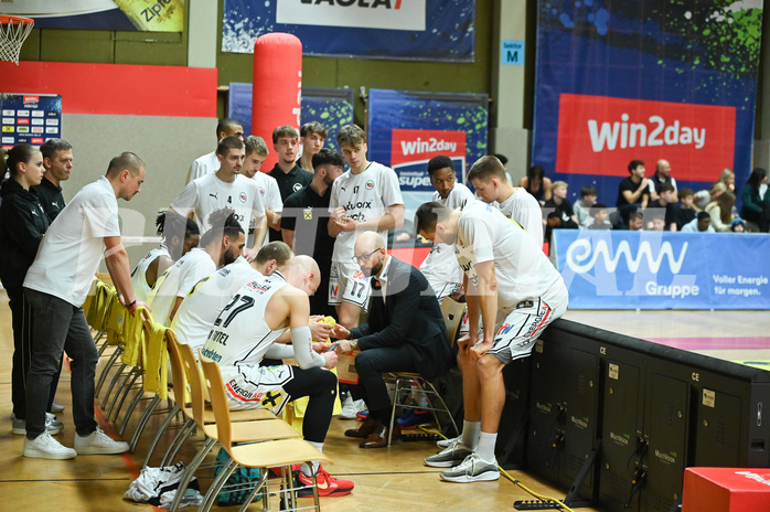 Basketball, Superliga 2024/25, Grunddurchgang 17.Runde, Flyers Wels vs. BBC Nord Dragonz,
