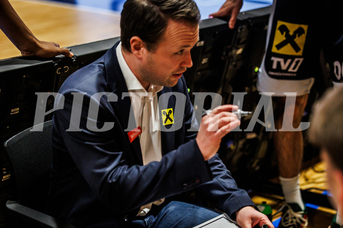 Basketball, win2day Basketball Superliga 2024/25, Grunddurchgang Runde 18, BBC Nord Dragonz, Gmunden Swans, Thomas Crab (Head Coach)