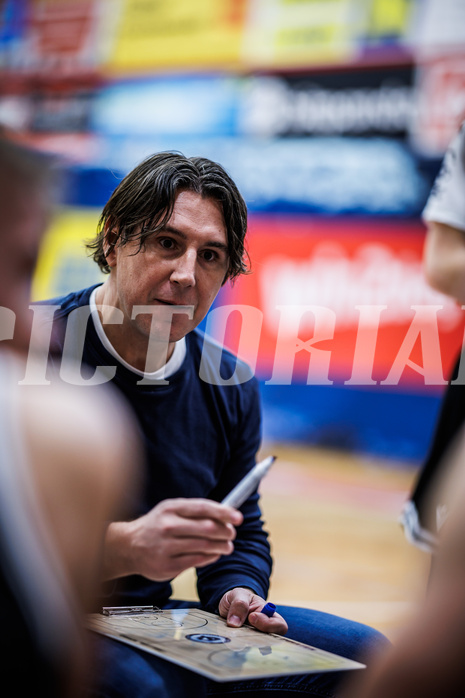 Basketball, Basketball Zweite Liga 2024/25, Grunddurchgang 19.Runde, Traiskirchen Lions NexGen, Wörthersee Piraten, Andreas Kuttnig (Head Coach)