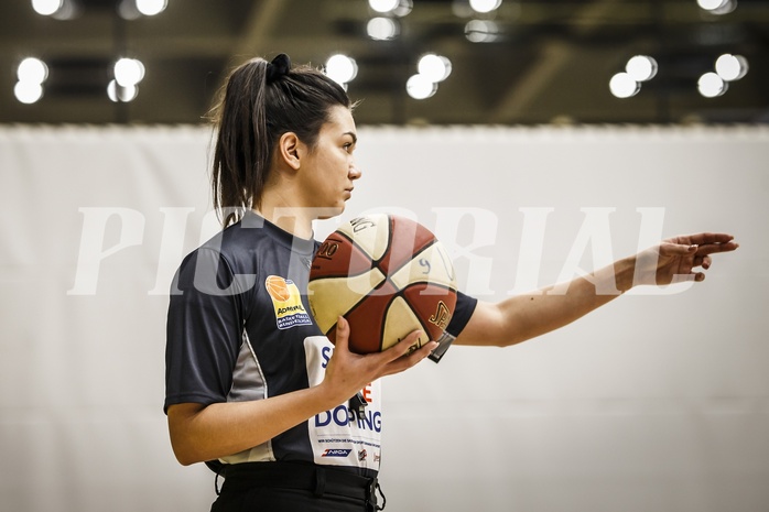 Basketball, ABL 2018/19, Grunddurchgang 18.Runde, UBSC Graz, Oberwart Gunners, Referee Basketball, ABL 2018/19, Grunddurchgang 18.Runde, UBSC Graz, Oberwart Gunners, Referee