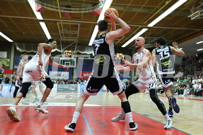 Basketball Superliga 2023/24, 8.Plazierungsrunde,
Flyers Wels vs. Gmunden Swans

