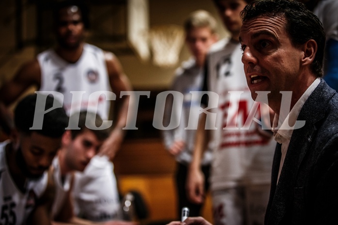 Basketball, 2.Bundesliga, Playoff VF Spiel 2, Mattersburg Rocks, Villach Raiders, Joey Vickery (Headcoach)