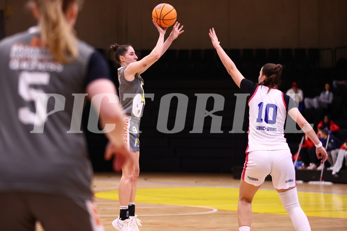 01.12.2024, Graz, Raiffeisen Sportpark, Basketball Damen Superliga 2024/25, Grunddurchgang, 8.Runde, UBSC-DBBC Graz - BK Raiffeisen Duchess ,  