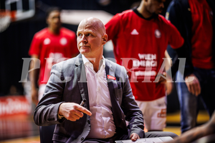 Basketball, Win2Day Superliga 2024/25, Grunddurchgang 17.Runde, BC Vienna, Flyers Wels, Mike Coffin (Head. Coach)