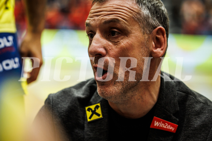 Basketball, Basketball Austria Cup 2023/24, Semifinale, Traiskirchen Lions, UBSC Graz, Ervin Dragsic (Head Coach)