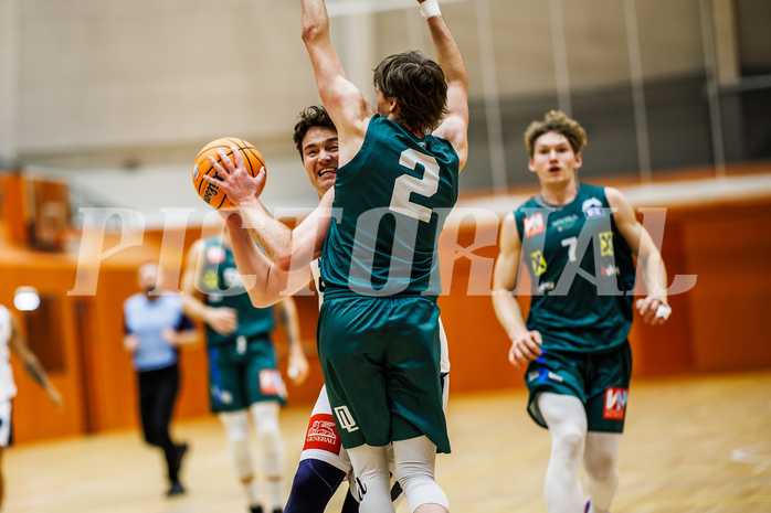 Basketball, Basketball Zweite Liga 2024/25, Grunddurchgang 12.Runde, Vienna Timberwolves, Dornbirn Lions, Philipp D'Angelo (9), Pauls Miglinieks (2)