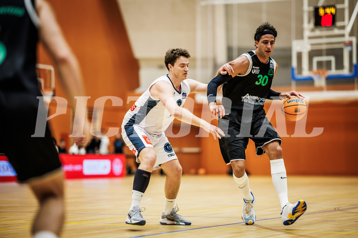 Basketball, Basketball Zweite Liga 2024/25, Grunddurchgang 4.Runde, Vienna Timberwolves, UDW Alligators, Philipp D'Angelo (9), Marko Kolaric (30)