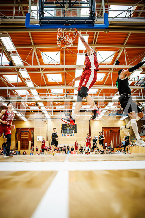 Basketball, Basketball Zweite Liga 2023/24, Playoff, Finale Spiel 1, Mistelbach Mustangs, Union Deutsch Wagram Aligators, Ian Moschik (20) Basketball, Basketball Zweite Liga 2023/24, Playoff, Finale Spiel 1, Mistelbach Mustangs, Union Deutsch Wagram Aligators, Ian Moschik (20)