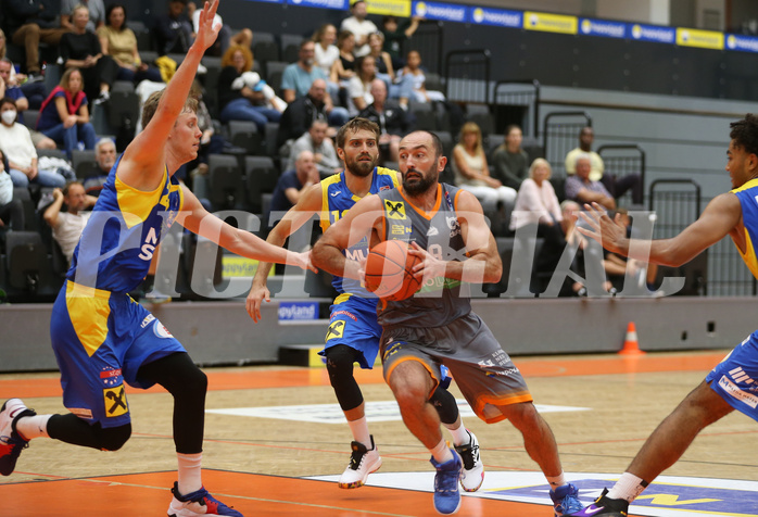 Basketball Superliga 2021/22, NÖ-Cup Klosterneuburg Dukes vs. SKN St.Pölten