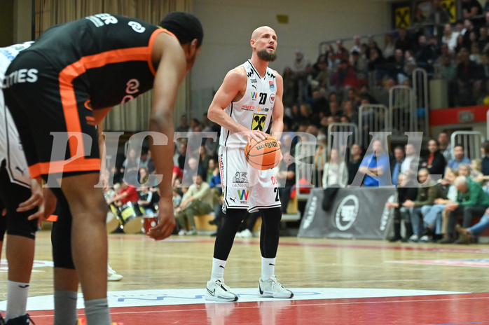Basketball, Superliga 2023/24, Grunddurchgang 15. Runde, Flyers Wels vs. Fürstenfeld Panthers,