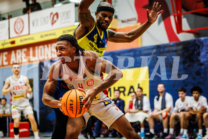 Basketball, Basketball Austria Cup 2023/24, Semifinale, Traiskirchen Lions, UBSC Graz, Demarcus Demonia (4)