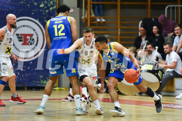 Win2Day Basketball Superliga 2022/23, Playoff,
Viertelfinale Spiel 3, Flyers Wels vs SKN St. Pölten Win2Day Basketball Superliga 2022/23, Playoff,
Viertelfinale Spiel 3, Flyers Wels vs SKN St. Pölten