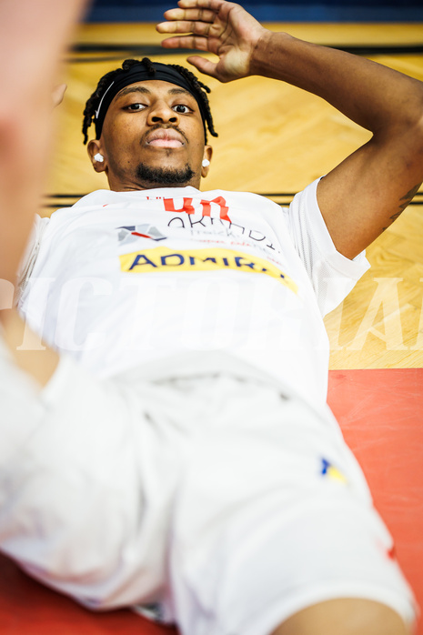 Basketball, Basketball Austria CUP 2023/24, Finale, Traiskirchen Lions, Flyers Wels, Jaquan Lawrence (40)