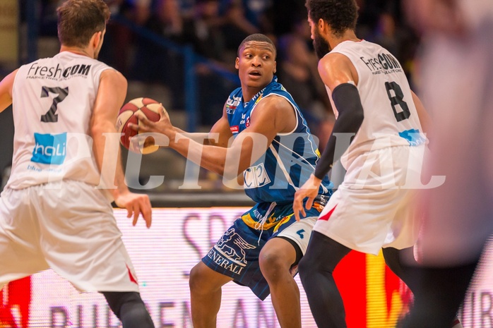 Basketball, CUP 2017 , 1/2 Finale, WBC Wels, Kapfenberg Bulls, Kareem Jamar (4)