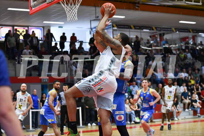 Win2Day Basketball Superliga 2022/23, Playoff,Viertelfinale Spiel 1, Flyers Wels vs SKN St. Pölten