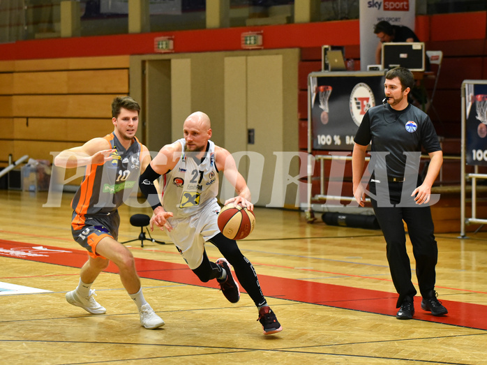 Basketball Superliga 2020/21, Grunddurchgang 18. Runde Flyers Wels vs. Klosterneuburg Dukes, Lennard Burgemeister (10), Christian Von Fintel (27)