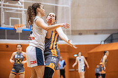 Basketball, Win2Day Basketball Damen Superliga 2022/23, Grunddurchgang 12.Runde, Vienna Timberwolves, BK Raiffeisen Duchess Klosterneuburg, Cristina Nino (2)