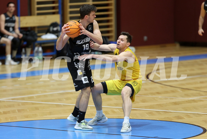 Basketball Basketball