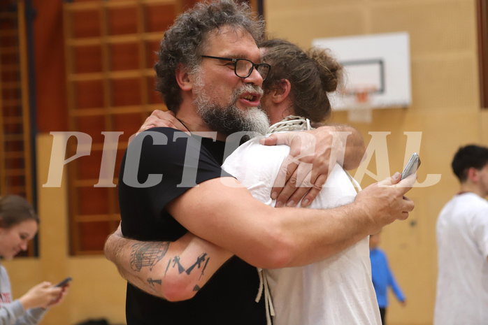 Basketball Zweite Liga 2023/24, Playoff, Finale Spiel 3 Mistelbach Mustangs vs. Union Deutsch Wagram
Basketball Zweite Liga 2023/24, Playoff, Finale Spiel 3 Mistelbach Mustangs vs. Union Deutsch Wagram