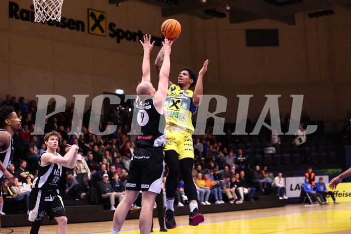 04.02.2024, Graz, Raiffeisen Sportpark Graz, Basketball Superliga 2023/24, Grunddurchgang, Runde 20, UBSC Raiffeisen Graz - OCS Capital Bulls 