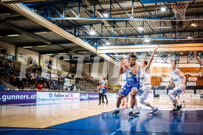 Basketball, bet-at-home Basketball Superliga 2021/22, Grunddurchgang Runde 8, Oberwart Gunners, Gmunden Swans, Stephon Jelks (15)