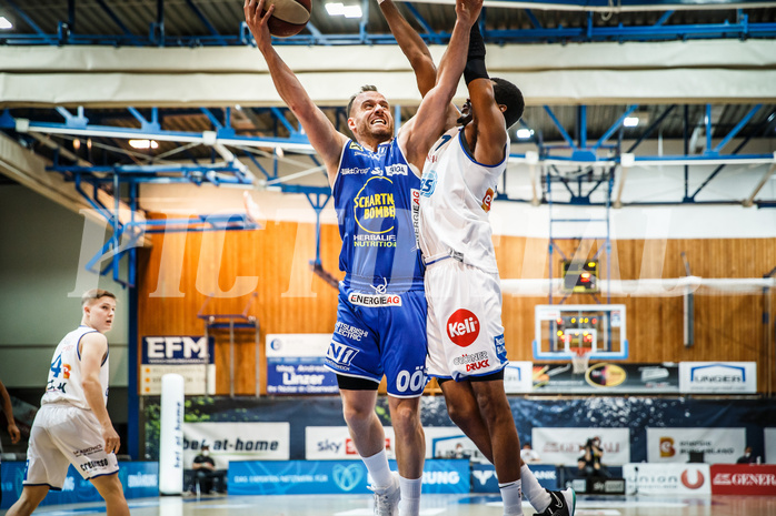 Basketball, bet-at-home Basketball Superliga 2020/21, Halbfinale Spiel 4, Oberwart Gunners, Gmunden Swans, Enis Murati (4)