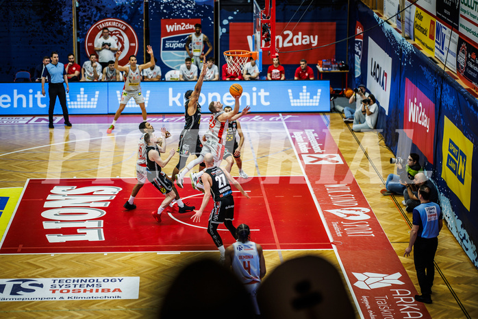 Basketball, Basketball Austria CUP 2023/24, Finale, Traiskirchen Lions, Flyers Wels, Edgars Lasenbergs (25)