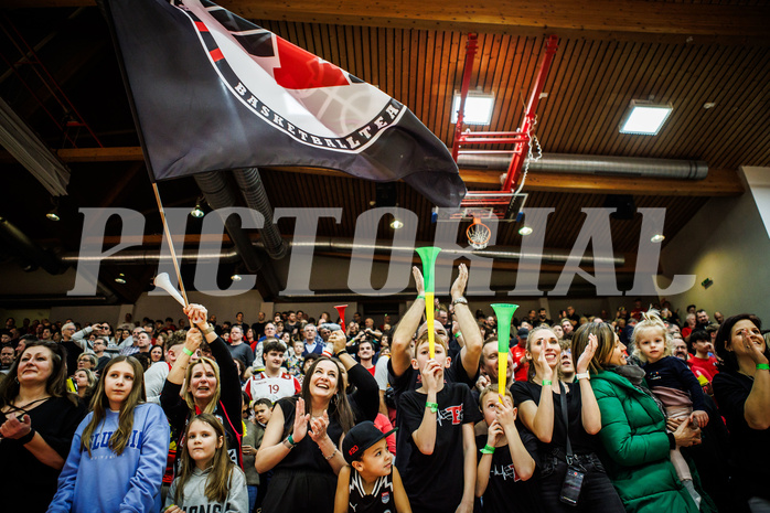 Basketball, Basketball Austria CUP 2023/24, Finale, Traiskirchen Lions, Flyers Wels, 